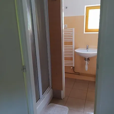Vladni Vila 3*